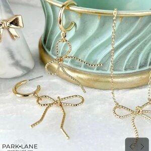 Private listing  Quenlly  Only       “Lacey” Necklace and Earrings Set